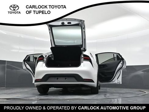 Used 2026 Toyota Prius LE FWD image 52