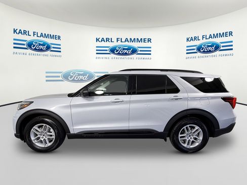 New 2026 Ford Explorer Active RWD image 5