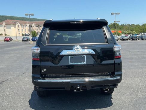 Certified 2023 Toyota 4Runner Limited AWD/4WD image 8