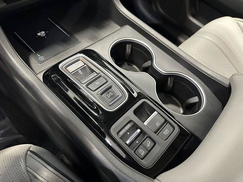 Certified 2025 Honda Pilot Elite image 26