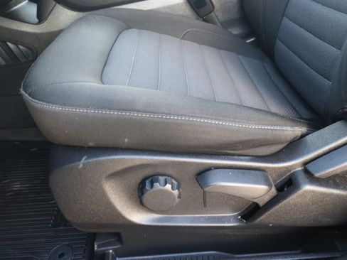 Used 2024 Ford Edge SE w/ Black Appearance Package image 16