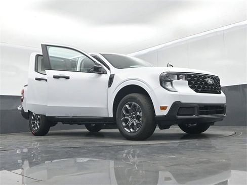 New 2026 Ford Maverick XLT w/ XLT Luxury Package image 65