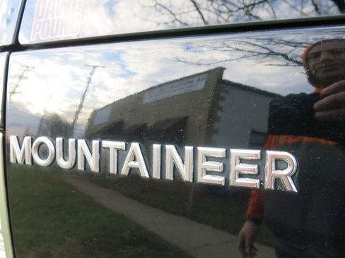 Used 2007 Mercury Mountaineer AWD image 9