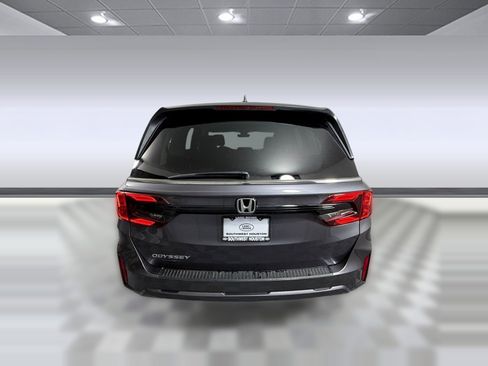 Used 2025 Honda Odyssey EX-L image 10