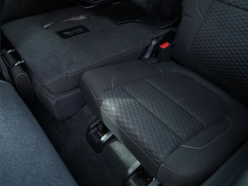 Used 2019 GMC Acadia SLE FWD image 47