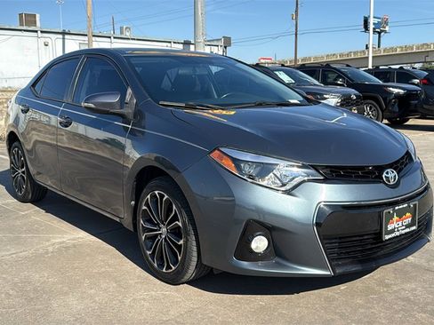 Used 2016 Toyota Corolla S image 3