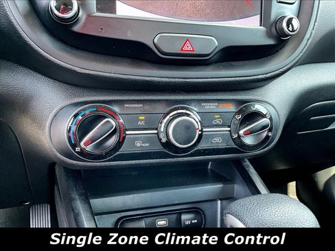 Used 2024 Kia Soul LX w/ Option Group 015 FWD image 14