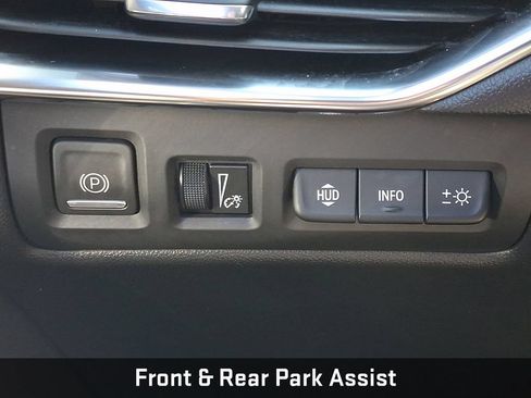 Used 2022 Cadillac XT4 Sport FWD image 32