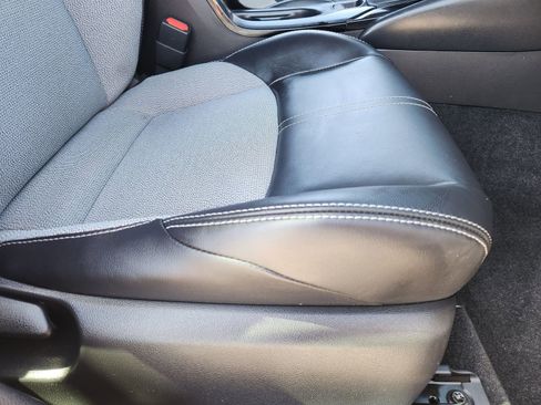 Used 2022 Toyota Corolla XSE image 28