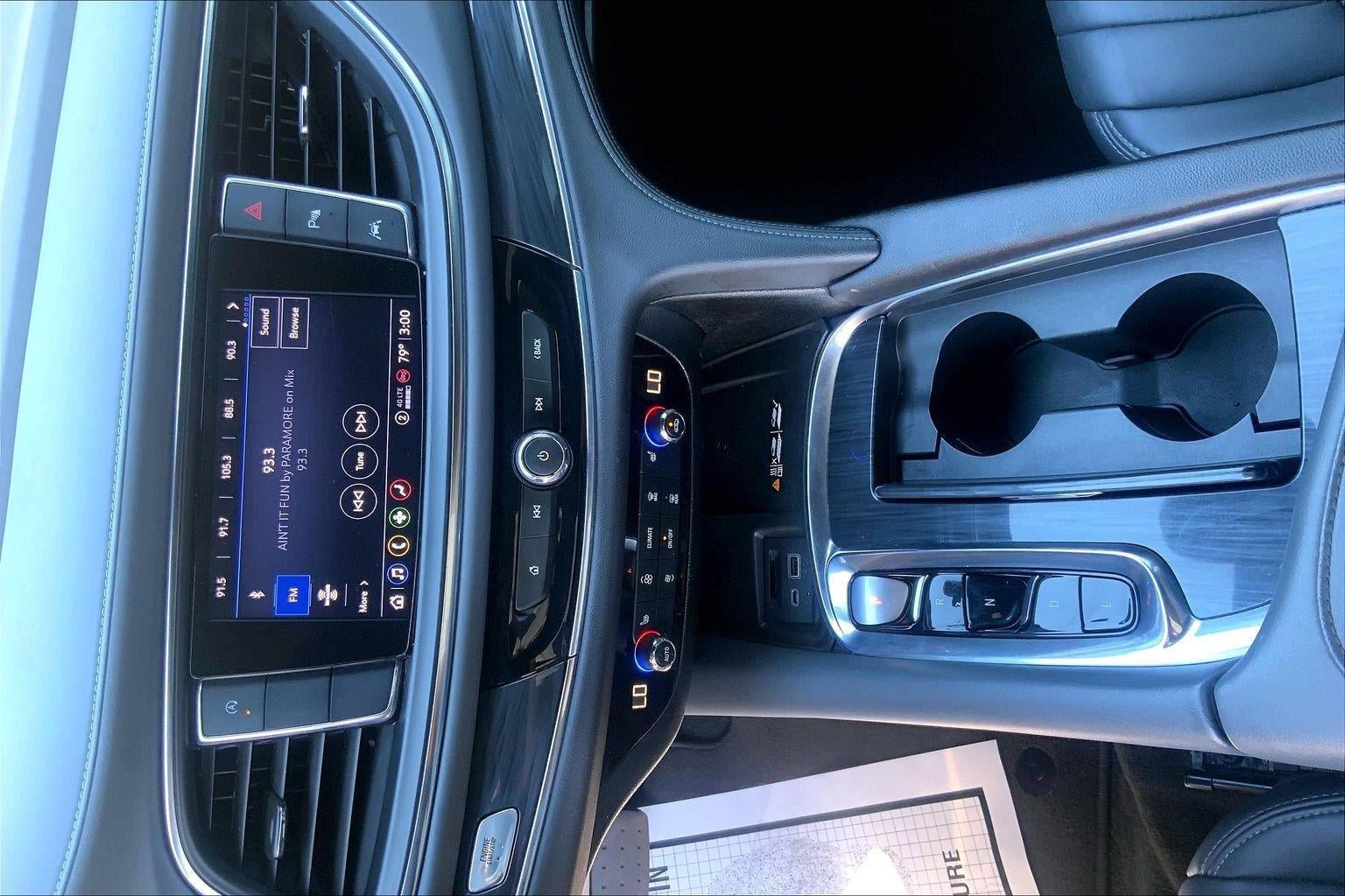 Used 2022 Buick Enclave Essence w/ Experience Buick Package FWD image 36