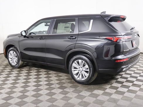 New 2026 Mitsubishi Outlander ES AWD/4WD image 14