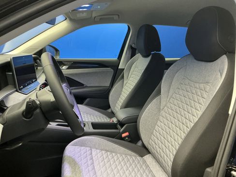 New 2026 Volkswagen Tiguan S image 12