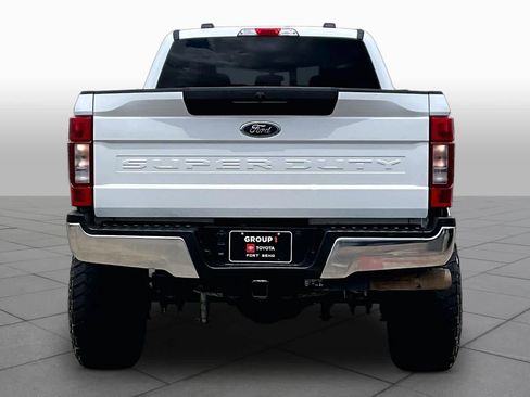 Used 2022 Ford F250 XLT w/ FX4 Off-Road Package AWD/4WD image 5