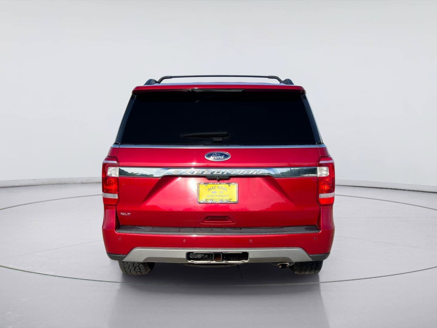 Used 2020 Ford Expedition XLT w/ Equipment Group 202A RWD image 4