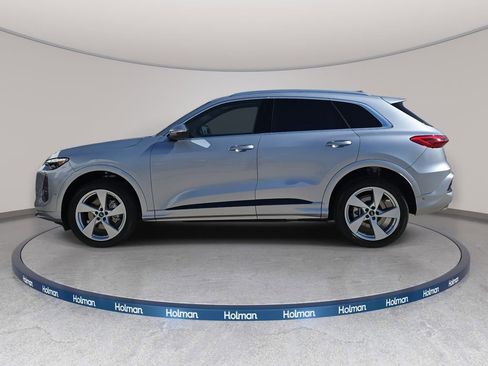 New 2025 Audi Q5 Premium Plus image 8