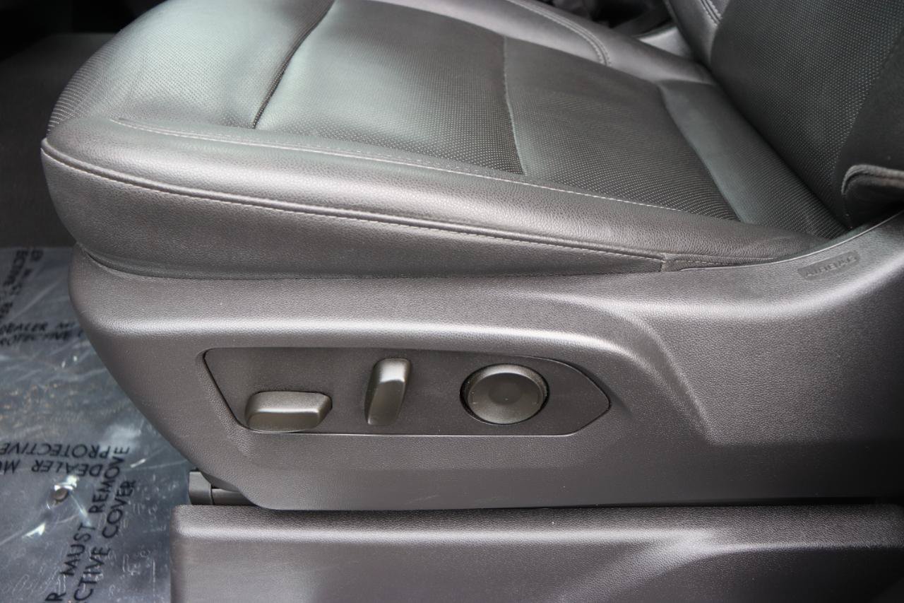 Used 2025 GMC Sierra 1500 SLT AWD/4WD image 46