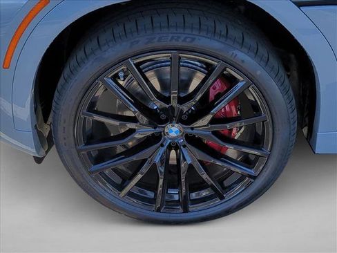 New 2026 BMW X6 xDrive40i w/ Executive Package image 17