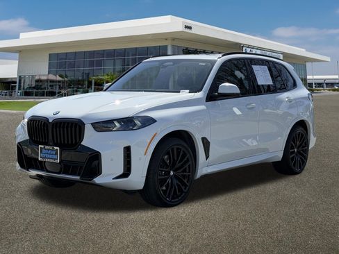 Used 2026 BMW X5 sDrive40i image 4