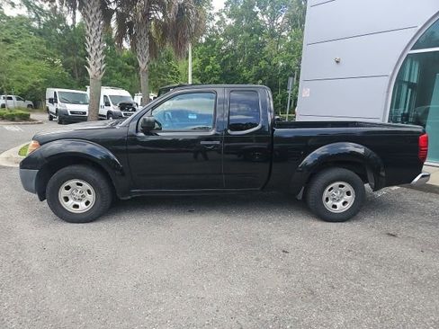 Used 2016 Nissan Frontier S RWD image 2