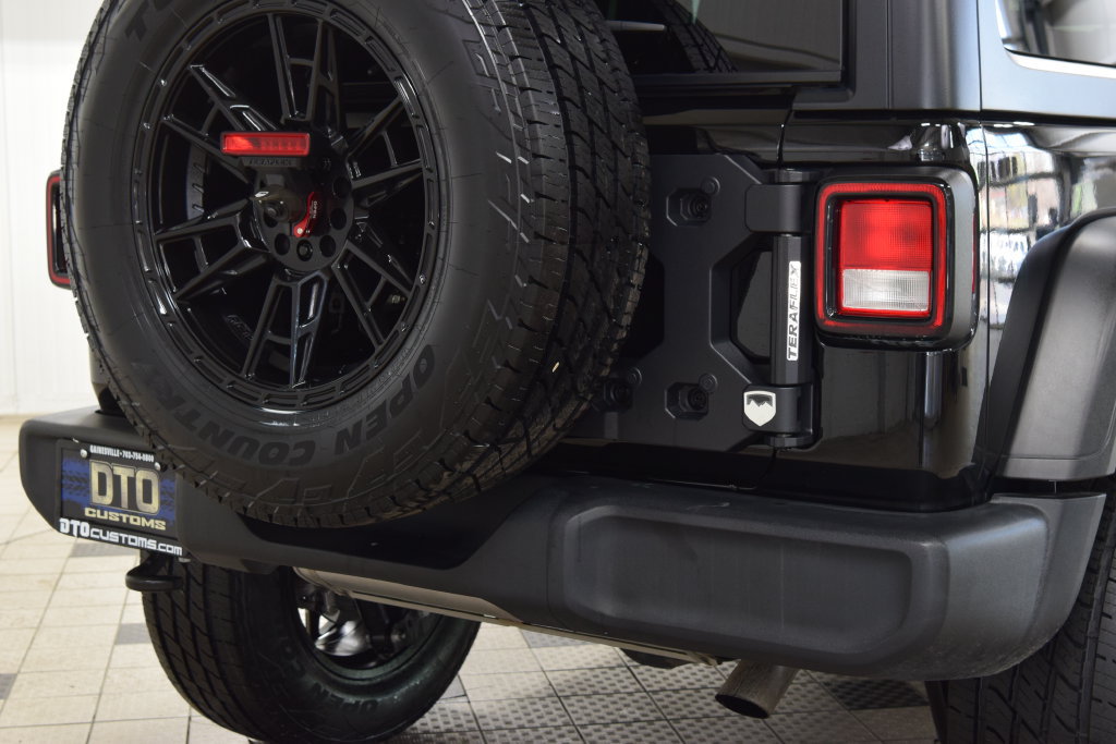 Used 2024 Jeep Wrangler Unlimited Sport AWD/4WD image 18
