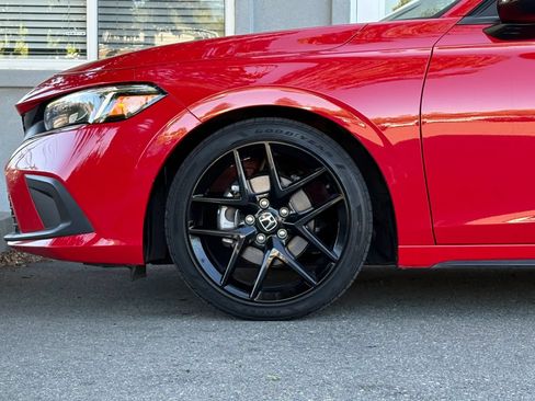 Used 2023 Honda Civic Sport image 26