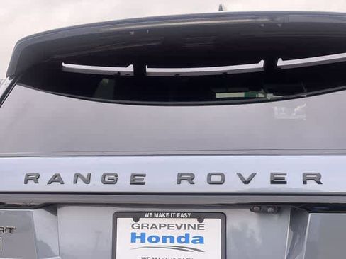 Used 2019 Land Rover Range Rover Sport HSE Dynamic image 8