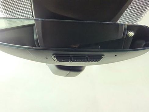 Used 2022 Volkswagen Tiguan SE R-Line image 55