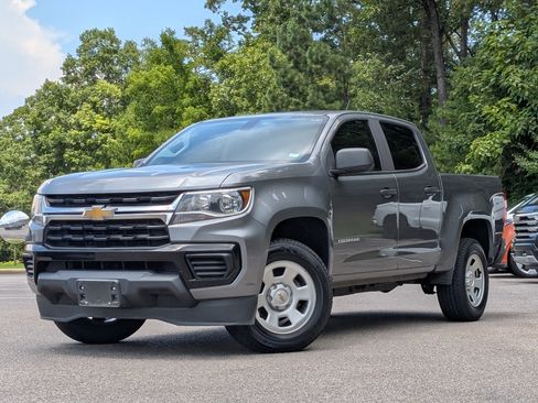 Used 2021 Chevrolet Colorado W/T w/ WT Convenience Package RWD image 4