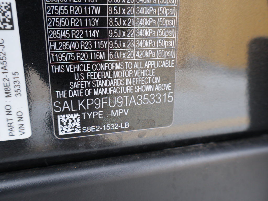 Used 2026 Land Rover Range Rover SE AWD/4WD image 38