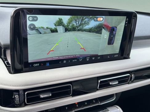 New 2025 Lincoln Aviator Reserve w/ Illumination Package RWD image 16
