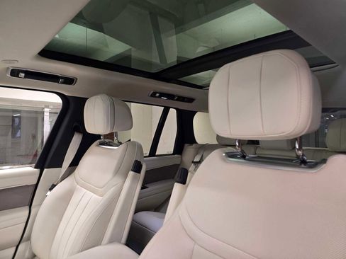 New 2026 Land Rover Range Rover SE AWD/4WD image 23