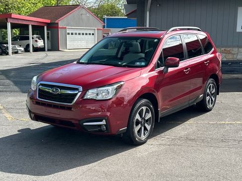Used 2017 Subaru Forester 2.5i Premium AWD/4WD image 1