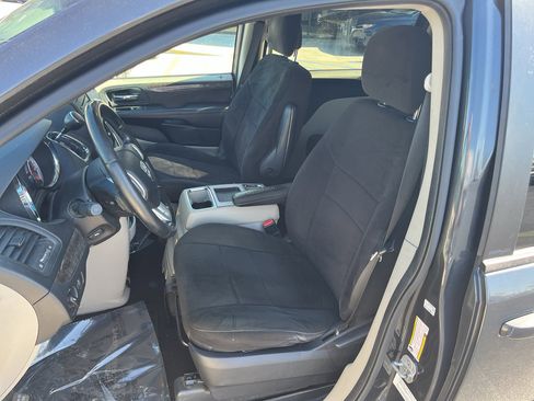 Used 2011 Dodge Grand Caravan Mainstreet w/ PWR Convenience Group image 22