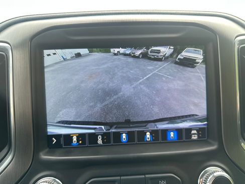 Used 2021 GMC Sierra 3500 Denali w/ Denali Ultimate Package AWD/4WD image 19
