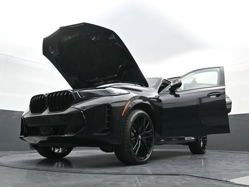 New 2026 BMW X6 xDrive40i w/ Executive Package AWD/4WD image 40