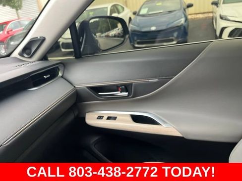 Used 2021 Toyota Venza XLE w/ Softex Package AWD/4WD image 30