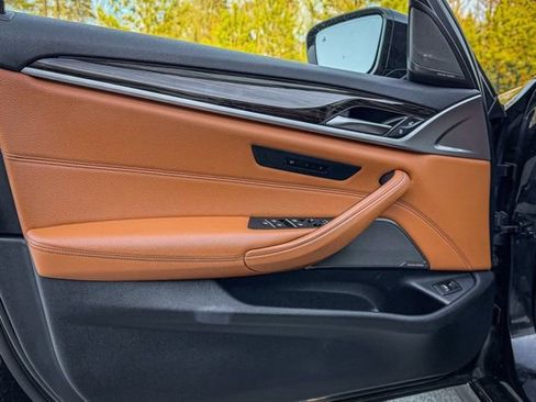 Used 2023 BMW 540i xDrive 540i xDrive w/ M Sport Package image 41