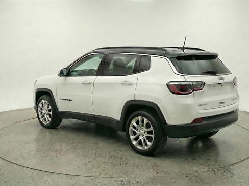 Used 2025 Jeep Compass Limited image 6