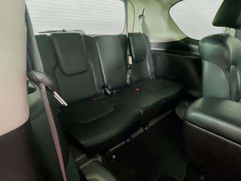 Used 2022 Nissan Armada SL w/ Captain's Chairs Package RWD image 30