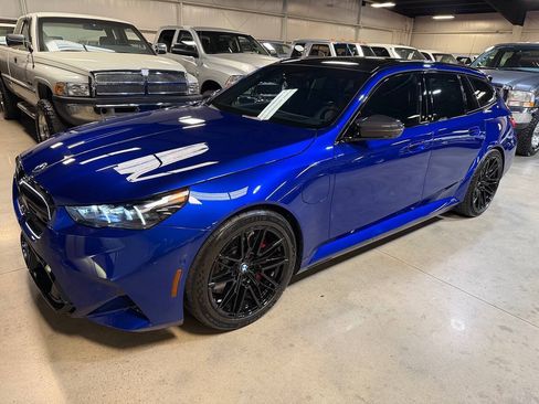 Used 2026 BMW M5 Touring AWD/4WD image 59