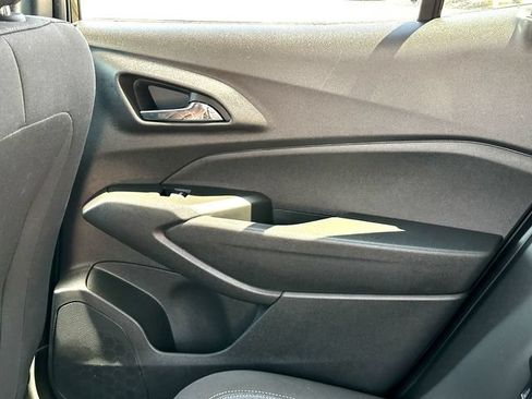 Used 2024 Chevrolet Trax LS FWD image 19