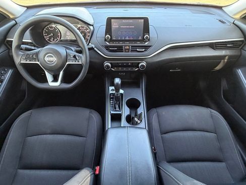Used 2020 Nissan Altima 2.5 S FWD image 13