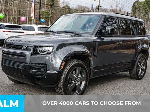 Used 2023 Land Rover Defender 110 X-Dynamic SE image 2