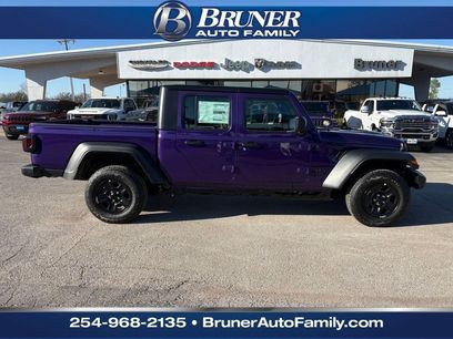 New 2026 Jeep Gladiator Sport