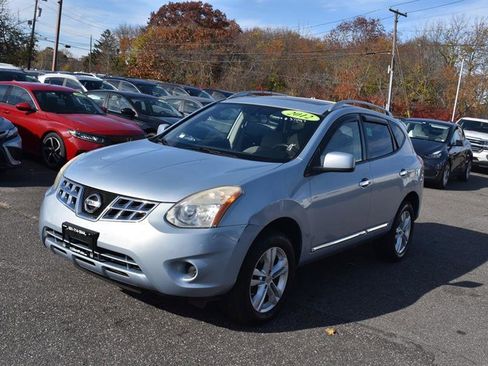 Used 2012 Nissan Rogue SV w/ Premium Pkg image 4