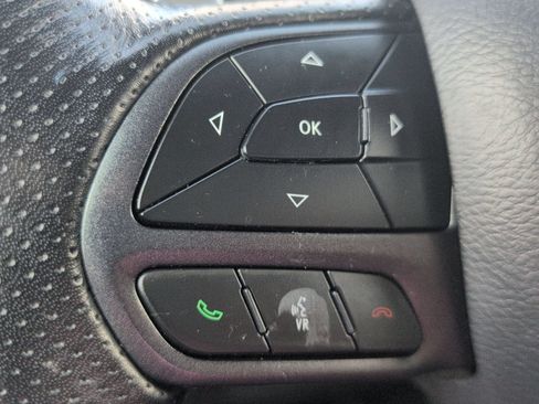 Used 2025 Dodge Durango GT RWD image 13
