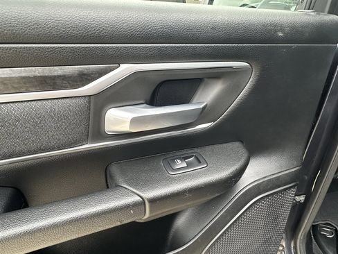 Used 2019 RAM 1500 Big Horn AWD/4WD image 36