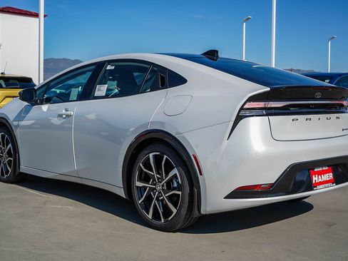 New 2026 Toyota Prius Plug-In Hybrid w/ Limited Premium Package FWD image 7