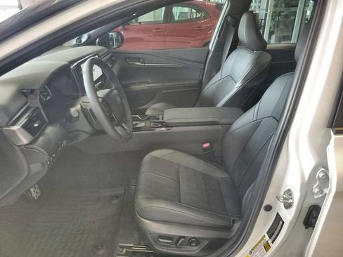 Used 2026 Toyota Camry XSE w/ Premium Package FWD image 12