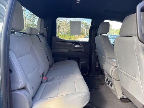 Used 2025 Chevrolet Silverado 1500 LT AWD/4WD image 21